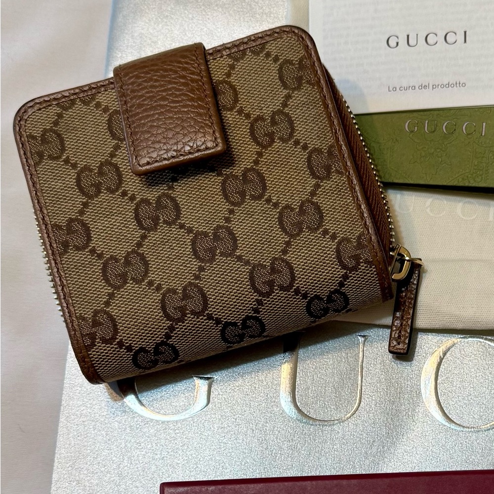 Gucci Tan and Brown GG Canvas Wallet